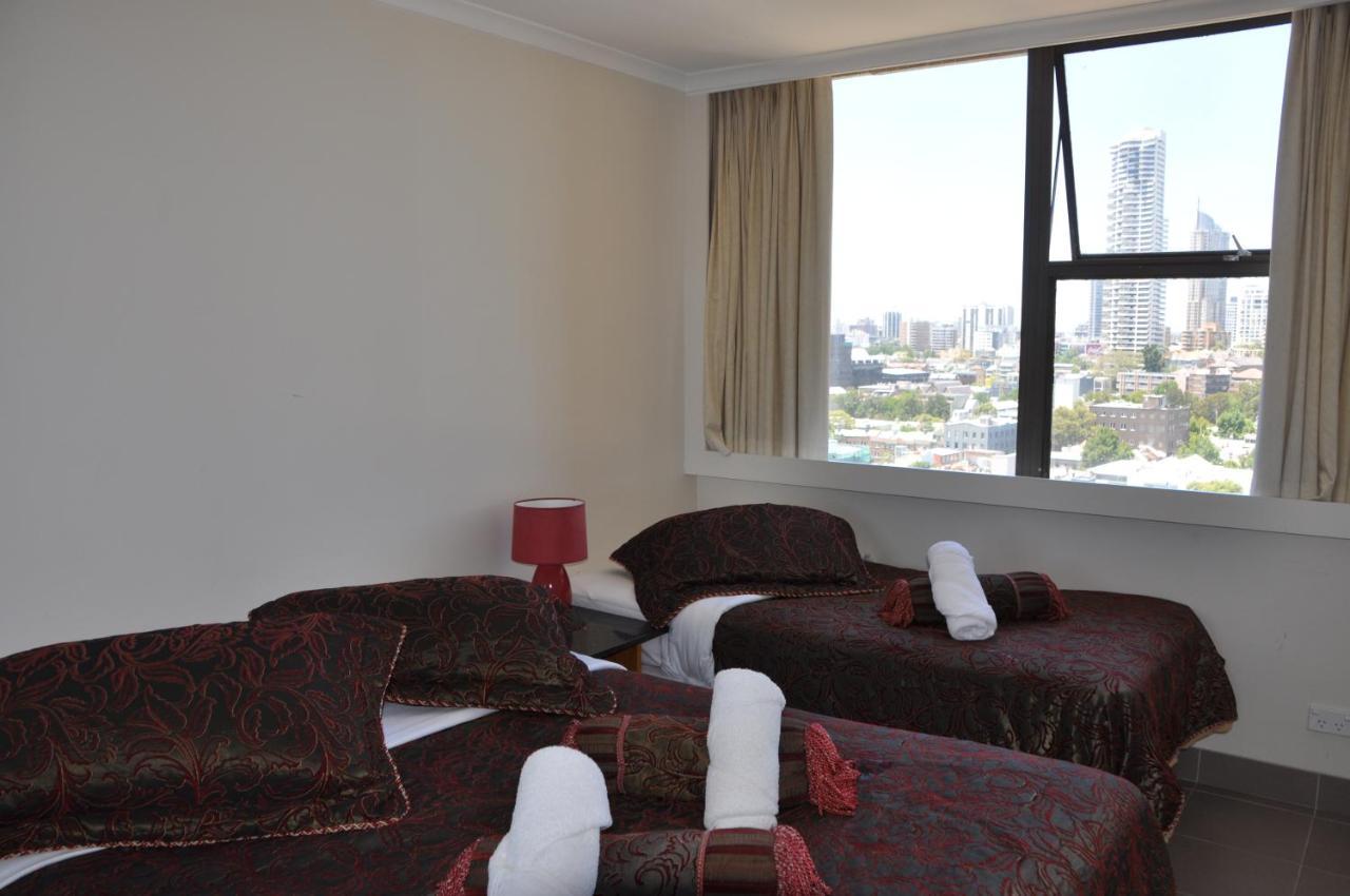 Accommodation Sydney - Hyde Park Plaza 38 College St Сідней Екстер'єр фото