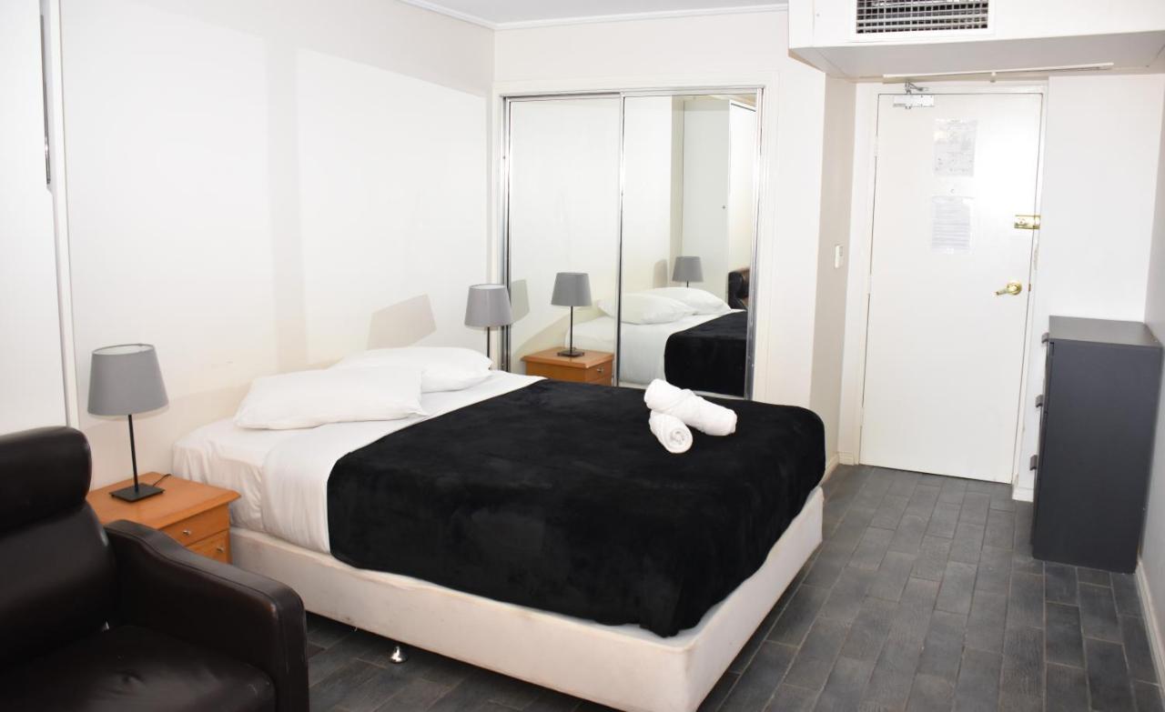 Accommodation Sydney - Hyde Park Plaza 38 College St Сідней Екстер'єр фото