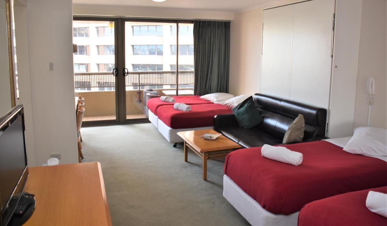 Accommodation Sydney - Hyde Park Plaza 38 College St Сідней Екстер'єр фото