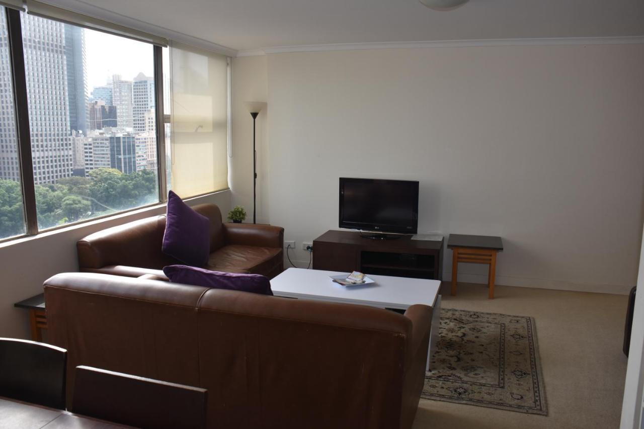 Accommodation Sydney - Hyde Park Plaza 38 College St Сідней Екстер'єр фото