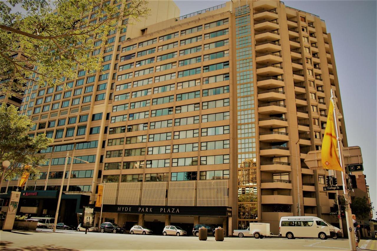Accommodation Sydney - Hyde Park Plaza 38 College St Сідней Екстер'єр фото