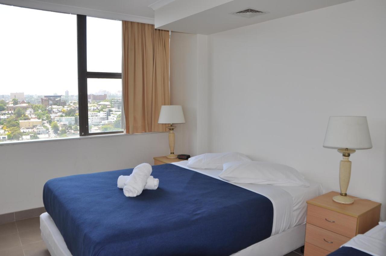 Accommodation Sydney - Hyde Park Plaza 38 College St Сідней Екстер'єр фото